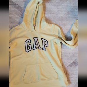 Gap sweatshirt